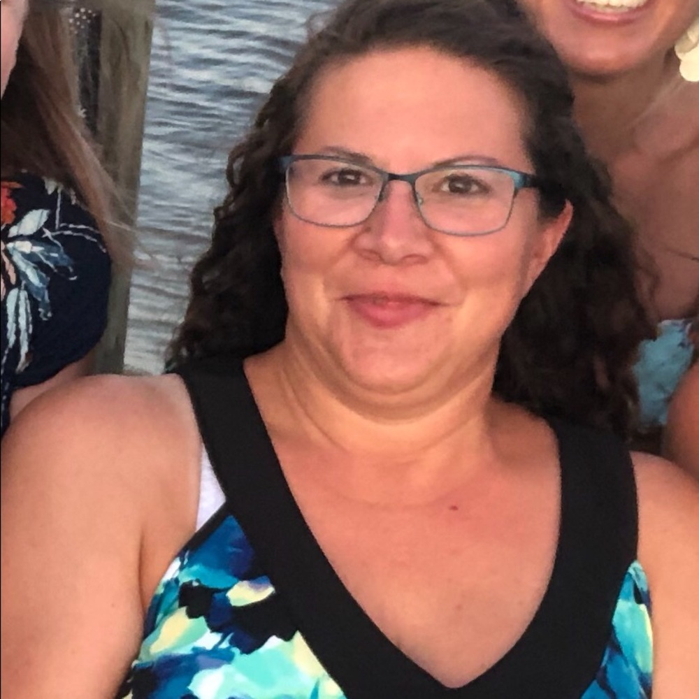 Meet your Posher, Sharon